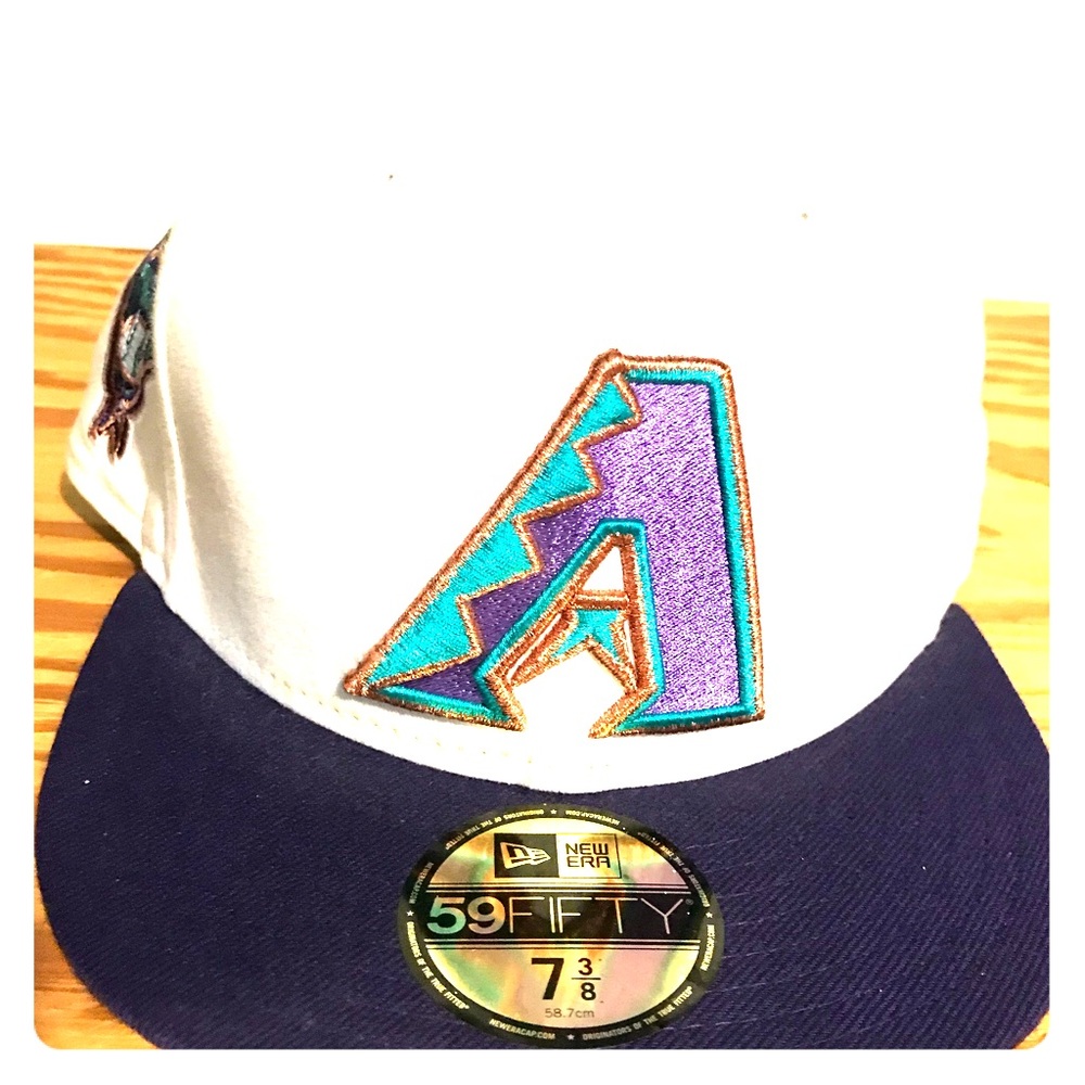 Fitted new era , vintage, old school